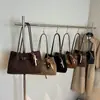 Bolso de Mano Retro de Gamuza Mate de Alta Gama al por Mayor para Mujer, Bolso de Hombro de Moda y Versátil con Bolsa Tote de Gran Capacidad