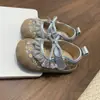 Zapatos de cuero para niña de otoño con estampado floral, ribete de encaje y lazo, zapatos de princesa para bebés, zapatillas bajas, zapatos para caminar para bebé con suelas suaves