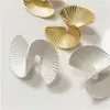 "Origami de Carpeta" Pendientes Geométricos Dorados y Plateados Estilo Francés Original Diseño Geométrico Minimalista con Diamantes