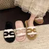 Pantuflas de algodón estilo coreano de felpa para mujer, nuevas pantuflas tipo slip-on para interior y exterior, antideslizantes y esponjosas, moda otoño e invierno 2026 y cálidas