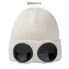Gafas cortavientos y gorros de esquí forrados de forro polar para otoño e invierno para hombres y mujeres, Gafas y gorros de punto cálidos de lana estilo europeo y americano de Amazon