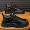 Sapatos Masculinos 2026 Novo Outono Outdoor Retrô Aumento de Altura Casuais de Couro para Homens, Estilo Britânico, Antiderrapantes, Resistentes ao Desgaste Sapatos de Trabalho