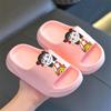 Pantuflas de verano para niños, nuevas, con dibujos animados, para padres e hijos, para el baño, antideslizantes, con suela suave, para exteriores y mujer