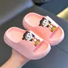 Novedad verano EVA chanclas para niños niñas baño interior baño bebé casa antideslizante Nezha estilo nuevo