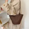 Bolso Cesta de Mano Vintage para Mujer 2026 Nuevo de Moda Coreano Tejido Bolso Tote Gran Capacidad Bolso de Hombro