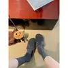 Primeiro Encontro Temporada Fivela Quente Birkenstock de Solado Grosso Pantufas de Pelo 2026 Outono/Inverno Novas Pantufas Femininas de Bico Fechado para Exterior