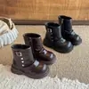 2026 Nuevas Botas de Cuero Gruesas Estilo Retro para Niñas con Cremallera Lateral Suela Suave Otoño/Invierno Moda para Bebés Botines Cortos