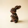 Adorno de Conejo Tallado en Boj Vintage, Lindo Objeto Decorativo de Mano, Artesanía Creativa de Animal Tallado Estilo Rústico
