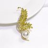 Corea del Sur Nueva Moda Flor Perla Cristal Broche Elegante Ópalo Diamante Hebilla Antideslizante Corsage Pin para Cuello