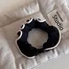 Goma para el pelo scrunchie de estilo francés, pequeña, perfumada, con borde blanco perla, elegante, versátil para moños, alta elasticidad, anillo para el pelo, accesorio para el pelo