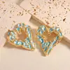 Brincos Europeus e Americanos Plissados em Forma de Coração, Luxo Leve, Estilo de Alta Qualidade, Brincos da Moda com Design de Nicho