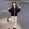 Conjunto de Dos Piezas para Niñas 2026 Primavera y Otoño Nuevo Sudadera de Béisbol con Cremallera Manga Larga Combinada con Pantalones Casuales de Color Sólido Moderno