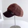 Gorra Octogonal a Cuadros Retro con Visera de Cuero PU Estilo Coreano para Mujer, Gorra de Boina Versátil Elegante de Otoño, Gorra de Pato Cálida y Resistente al Frío