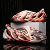 Sandalias de Verano para Hombre Tallas Grandes Ins Camuflaje Zapatos de Agujeros de Coco para Pareja Ins Tendencia Huecos Romanos Zapatos de Playa para Hombre
