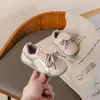 Zapatillas Deportivas para Niños, Zapatillas de Primavera y Otoño para Niños y Niñas, Zapatos Antideslizantes de Suela Blanda para Entrenamiento Moral de Bebés, Velcro, Zapatos Blancos Versátiles