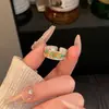 Anillo Coreano de Zirconia con Forma de Corazón de Nicho, Juego de Anillos Lisos de Lujo Ligero de Gama Alta, Anillo para Dedo Índice, Anillo Versátil y Elegante al por Mayor