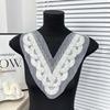 Venta al por mayor exclusiva transfronteriza directa de fábrica cuello en V cuello de corazón de pollo malla de flores encaje anti-exposición cuello falso accesorios decorativos DIY