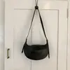 Bolsas para Mulheres Outono e Inverno Novo Estilo Coreano Design de Nicho de Alto Padrão Bolsa Transversal Casual Simples Couro Macio Bolsa Bolinho Atacado