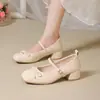 2026 Primavera/Otoño Nuevo Lazo de Mariposa de Una Correa Tacón Grueso con Falda Gamuza Versátil Zapatos de Ballet Individuales para Mujer