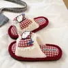 Nuevas Pantuflas de Algodón Cálido para Interiores para Mujer Otoño Invierno Cubre Cabeza Casual Lindas Originales Hello Kitty Antideslizantes Zapatos Postparto