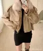 Chaqueta Corta de Cuero Gruesa con Forro Polar 2025 con Cuello Desmontable de Piel Sintética de Zorro, Chaqueta de Moda para Mujer con Piel Integrada
