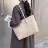 2026 Bolso de Hombro Vintage Versátil Nuevo para Mujer, Gran Capacidad de Cuero de Cera de Abeja Casual para Viajes