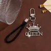 Acessório de chaveiro com pingente de letra de coroa cravejada em toda a superfície, estilo europeu e americano, acessório de bolsa cool para hip-hop, rap, dança de rua