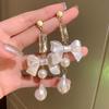 Pendientes de plata con forma de aguja francesa, con lazo de perla y flor de lujo, estilo vintage de alta gama, elegantes pendientes para mujer.