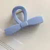 Pinza de Sujeción para el Cabello con Lazo Color Caramelo Primavera y Verano 2025 para la Parte Trasera de la Cabeza de Mujer Pinza de Tiburón Azul Medio para el Cabello de Niña