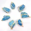 Venta Directa de Fábrica Tendencia Europea y Americana Personalizado Piedra Natural Borde Dorado Piedra Cruda Fósforo Azul Colgante Collar
