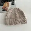 Chapéu de Tricô de Alta Qualidade com Padrão de Estrelas Estilo Coreano para Mulheres, Chapéu de Inverno para Cabeça Grande com Proteção para Orelhas, Chapéu Quente de Lã, Chapéu Gorro à Prova de Frio