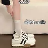 Zapatillas de cordones de piel que hacen que los pies parezcan más pequeños, zapatos de mujer, nuevos zapatos deportivos casuales de otoño 2026, zapatillas de entrenamiento alemanas para mujer