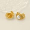 Pendientes de acero inoxidable transfronterizos chapados en oro de 18 quilates con diseño sencillo y moderno, de acero de titanio, ligeros, de lujo, al por mayor para mujer.