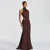Amazon 2026 Europeo y Americano Nuevo Vestido Largo Ajustado con Pliegues y Cuello Halter, Cuello Alto, Espalda Descubierta, Sin Mangas, Vestido de Noche, Hombros Descubiertos