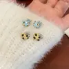 Nuevos Pendientes de Gato con Lazo y Estampado de Leopardo para Otoño e Invierno para Mujer Aguja de Plata Exquisitos Dulces Pequeños Frescos Corazón de Niña Pendientes de Dibujos Animados