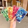 100 Elásticos de Cabelo de Crisântemo Pequenos Amassados, Elásticos Coloridos Simples Embalados para Crianças, Anéis de Toalha, Elásticos de Cabelo de Polegar Modernos