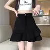 Falda Corta Irregular de Mezclilla para Mujer, Nuevo Estilo de Verano para Figuras Pequeñas, Falda Pantalón Media Cola de Pez, Color Negro, Blanco y Albaricoque con Volantes