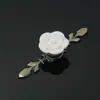 Puxador de Cerâmica para Móveis Gaveta de Armário Buraco Único Moderno Simples Pastoral Preto e Branco Estilo Europeu Buraco Único Redondo Puxador de Flor Rosa