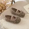 Sapatos de Ponto Femininos Estilo Coreano Retrô Sapatos Únicos Outono Novidades Sapatos de Princesa para Crianças Sapatos Femininos com Laço Solado Macio Sapatos de Couro para Bebê
