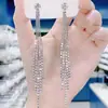 Brincos Europeus e Americanos Populares Super Brilhantes com Franjas Exageradas para Mulheres, Modernos, de Luxo Leve, de Alta Qualidade, Tendência, Exquisitos e Versáteis Brincos Longos