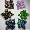 Patrón de mármol multicolor de dos colores tablero de juego de mazmorra juego de rol dnd acrílico poliédrico set de 7 piezas dados
