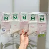 Meias Femininas Novas para Outono e Inverno, Meias para Estudantes de Canoa Média, Meias Esportivas Femininas Estilo Coreano de Canoa Média, Meias Esportivas de Algodão Fofas e Versáteis