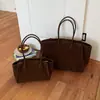 Bolsa Versátil de Gran Capacidad Estilo Casual Transfronterizo Moda Verano 2026 Bolso de Hombro o Axila Simple Tote Bag