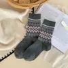 Calcetines de Lana Fair Isle de Media Pantorrilla de Moda para Otoño e Invierno, Engrosados para Calidez y Comodidad, Calcetines de Personalidad Estilo Americano para Mujer, Calcetines Zhuji