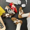 Tenis Plataforma Rojos Lindos y Originales para Mujer, Novedad Primavera 2026 Versátiles de Suela Suave Zapatos Deportivos Retro