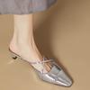 Nuevos Zapatos de Verano y Primavera 2024 de Punta Fina con Tira de Hebilla de Una Sola Línea para Dedo del Pie, Gran Cantidad