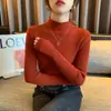Suéter de cuello alto medio para mujer, adecuado para usar en capas, estilo nuevo Otoño/Invierno 2025, elegante, grueso, corte ajustado, tejido versátil
