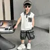 Conjunto de Colete de Verão para Meninos 2026 Novo Estilo Coreano Sem Mangas Ultra Fino Roupa de Verão Infantil Duas Peças Tendência Roupa Infantil