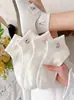 Calcetines para Niña Primavera y Verano Finos Transpirables de Malla Cortos Lindos de Dibujos Animados Niña Estudiante Deportivos Blancos de Algodón