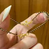 Pulsera Popular Antigua de Cruz Negra y Dorada Nueva Lujo Ligero Moda Nicho Joyería Tejida de Gama Alta